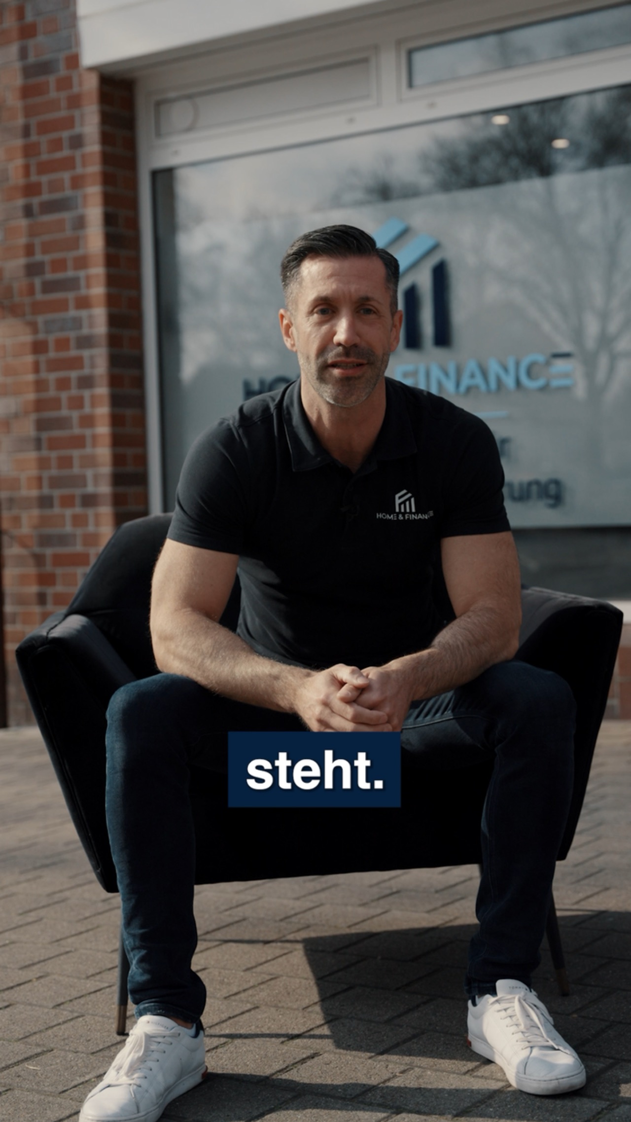 Szene aus der Recruiting-Ad für Home und Finance